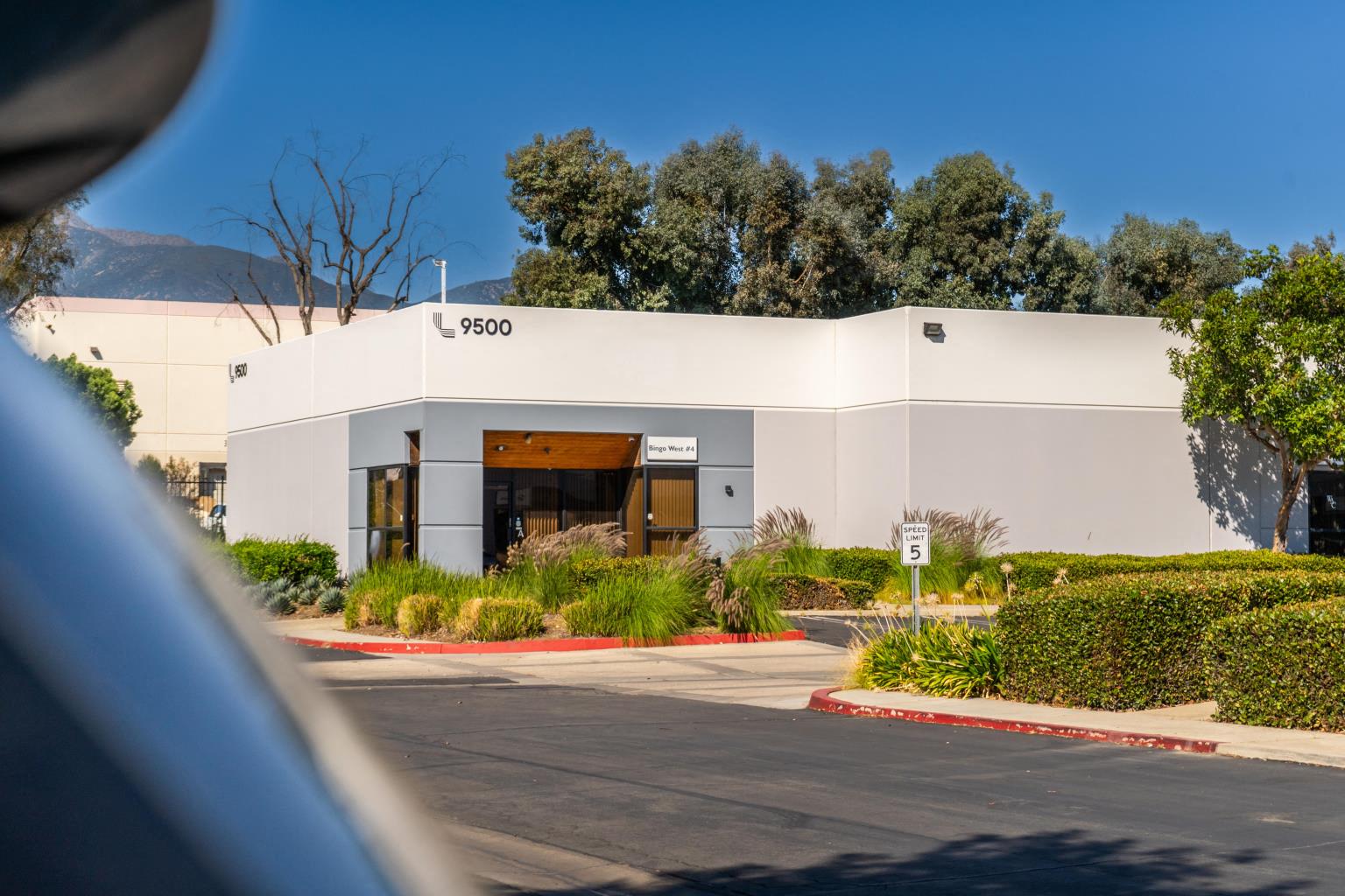 1,560 SF Industrial Space in Rancho Cucamonga, CA Photo